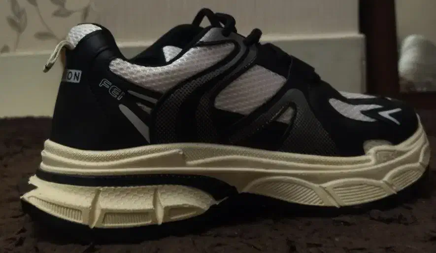 کتانی سایز ۳۹|کیف، کفش، کمربند|تهران, زیبادشت|دیوار