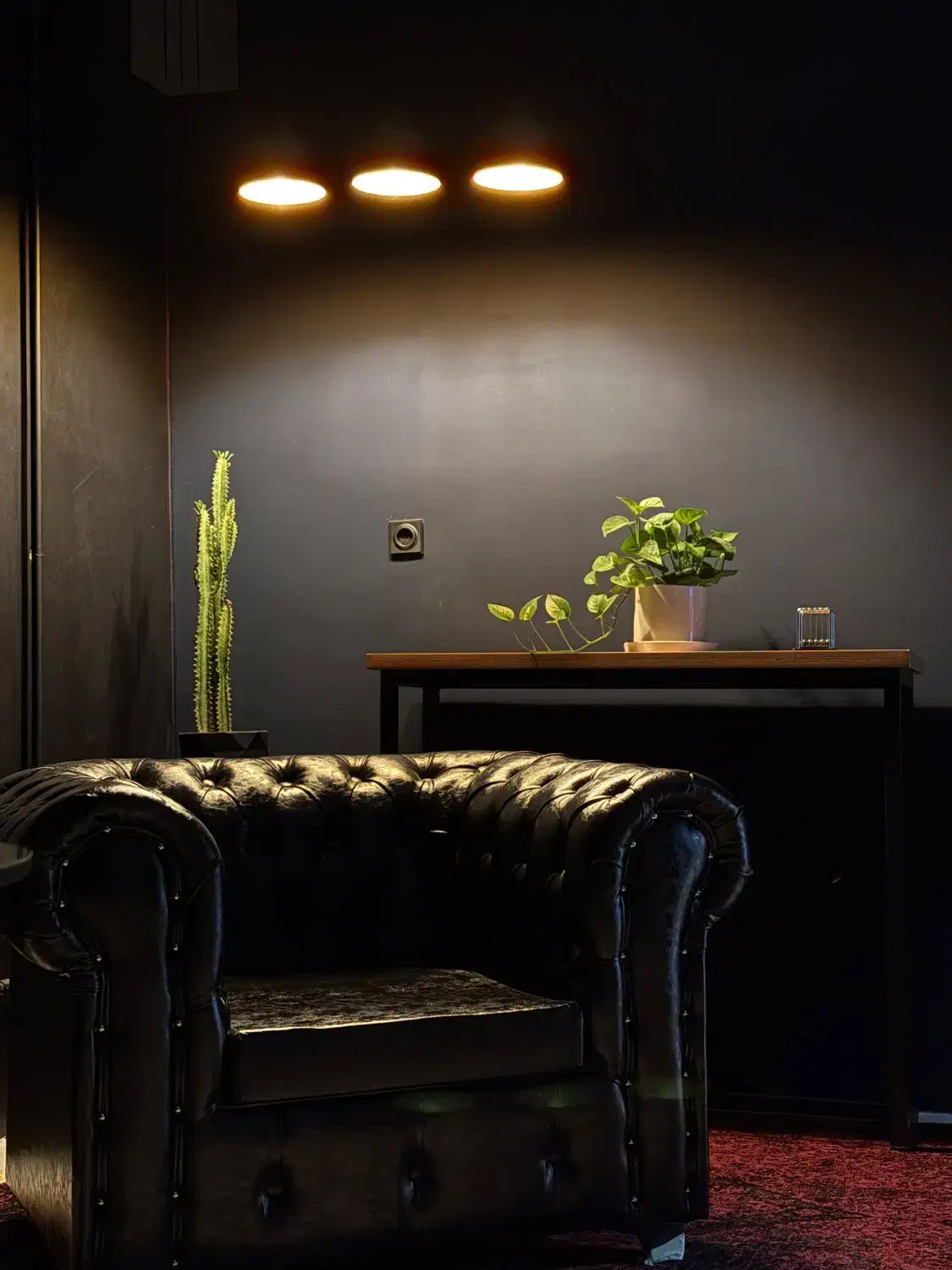 استودیو تولید محتوا شبکه های اجتماعی|اجارهٔ کوتاه‌مدت دفتر کار و فضای آموزشی|مشهد, آزادشهر|دیوار