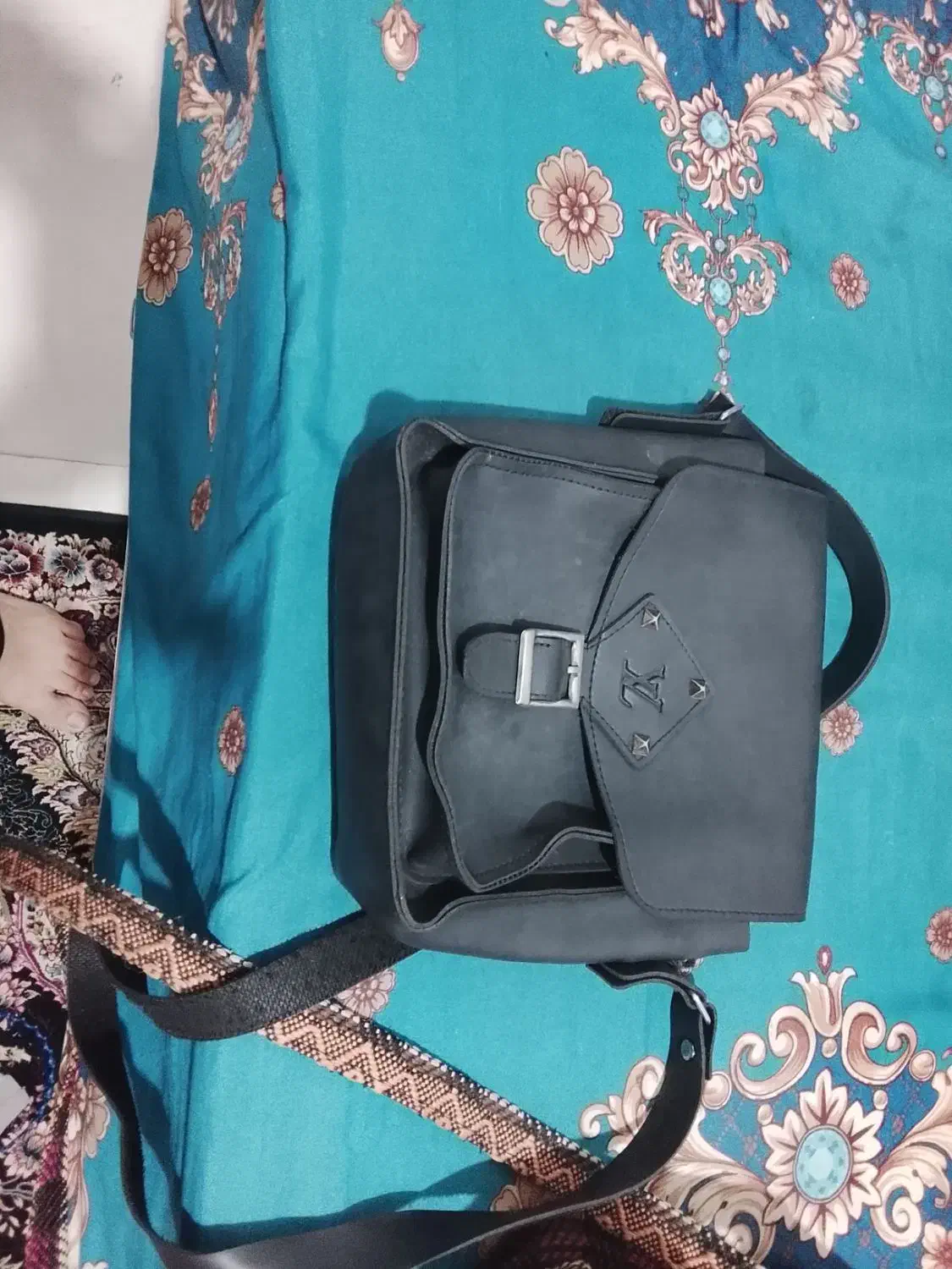 کیف ها همگی سالم هستن|کیف، کفش، کمربند|قرچک, ولی آباد|دیوار