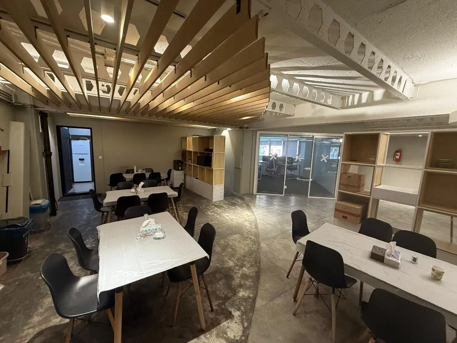 ۲۰۰متر سند اداری جردن شمالی (فایل شخصی)|فروش دفتر کار، اتاق اداری، مطب|تهران, امانیه|دیوار