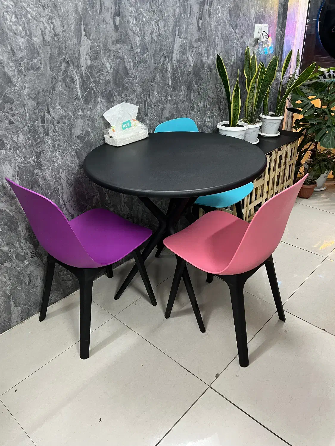 فروش میز و صندلی تمیز و سالم فایبرگلاس|میز و صندلی غذاخوری|ساری, |دیوار