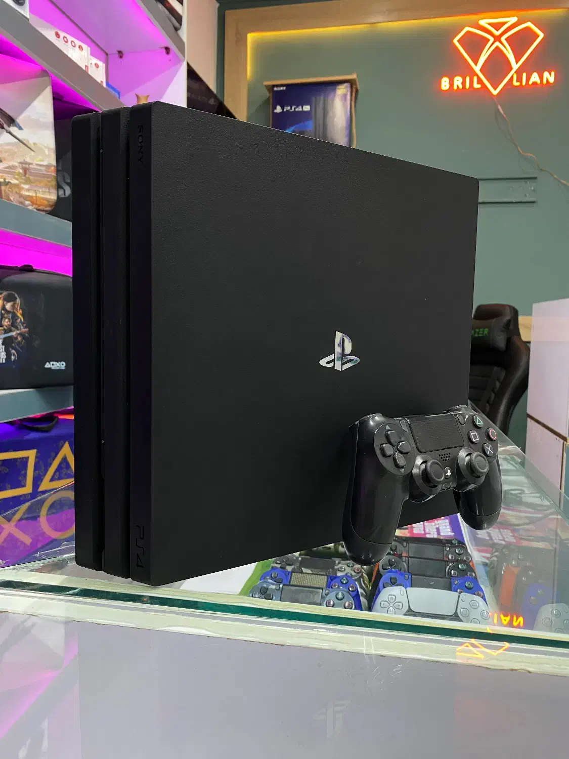 Ps4 pro (پلاس اکسترا+بازی ظرفیت۲)|کنسول، بازی ویدئویی و آنلاین|بیرجند, |دیوار