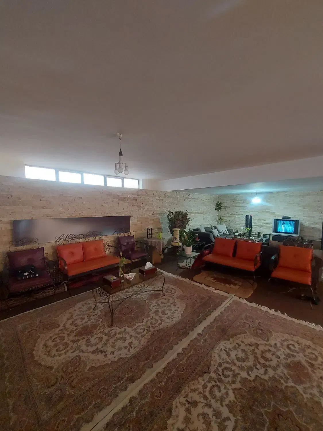 صندلی باغ ومبل آهنی یا فلزی فرفرژه|مبلمان خانگی و میز عسلی|دماوند, گیلاوند|دیوار