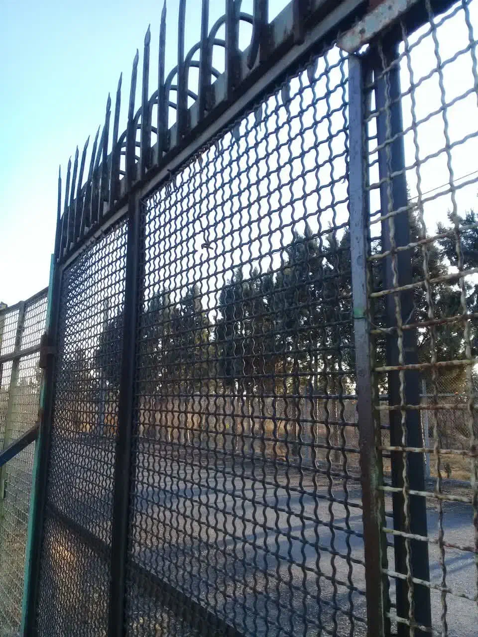 فنس کادر بندی شده ریز چشمه ۵*۵|مصالح و تجهیزات ساختمان|نسیم‌شهر, |دیوار
