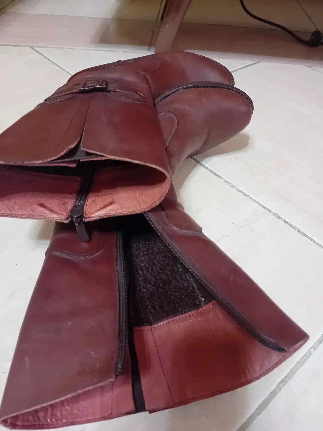 بوت چرم|کیف، کفش، کمربند|لاهیجان, کوی آزادگان|دیوار