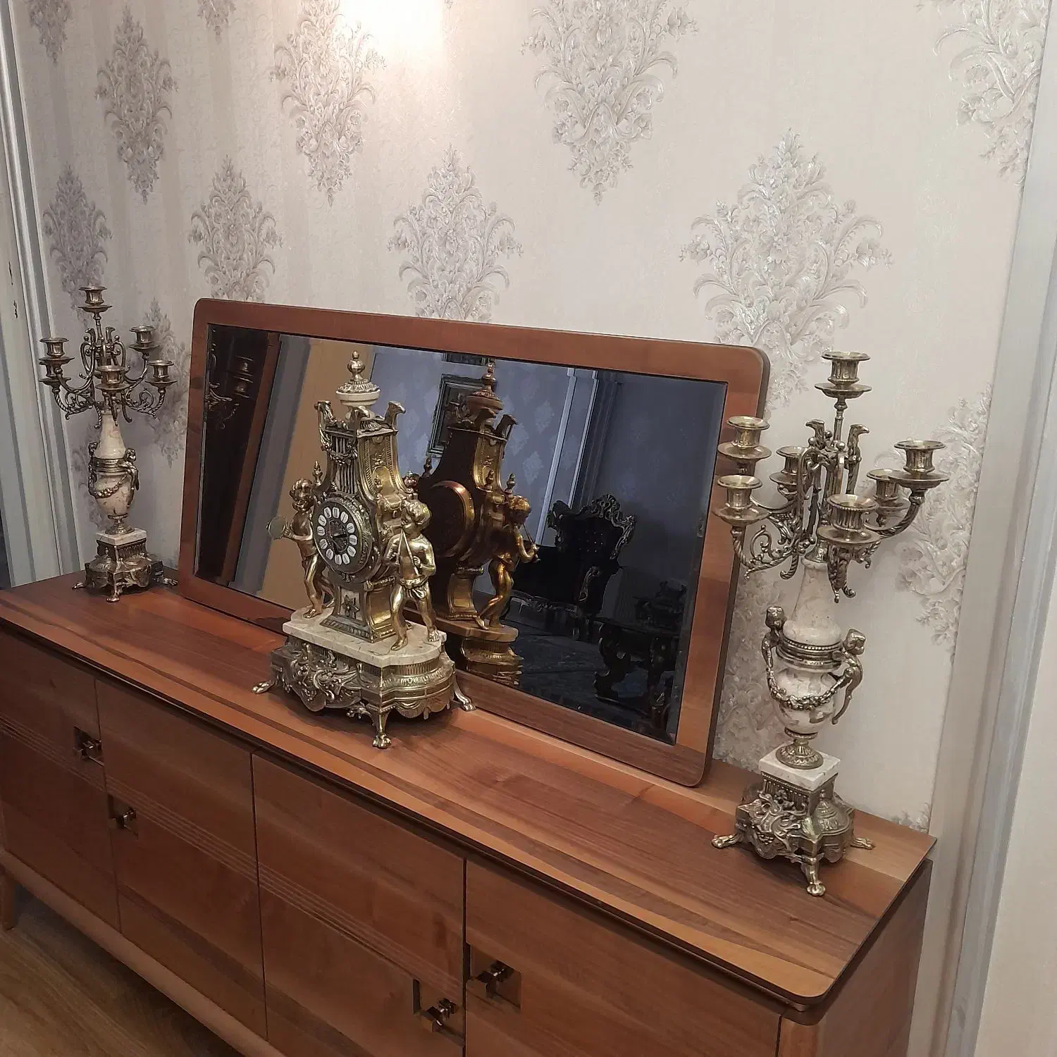 شمعدان وساعت|ساعت دیواری و تزئینی|الیگودرز, |دیوار