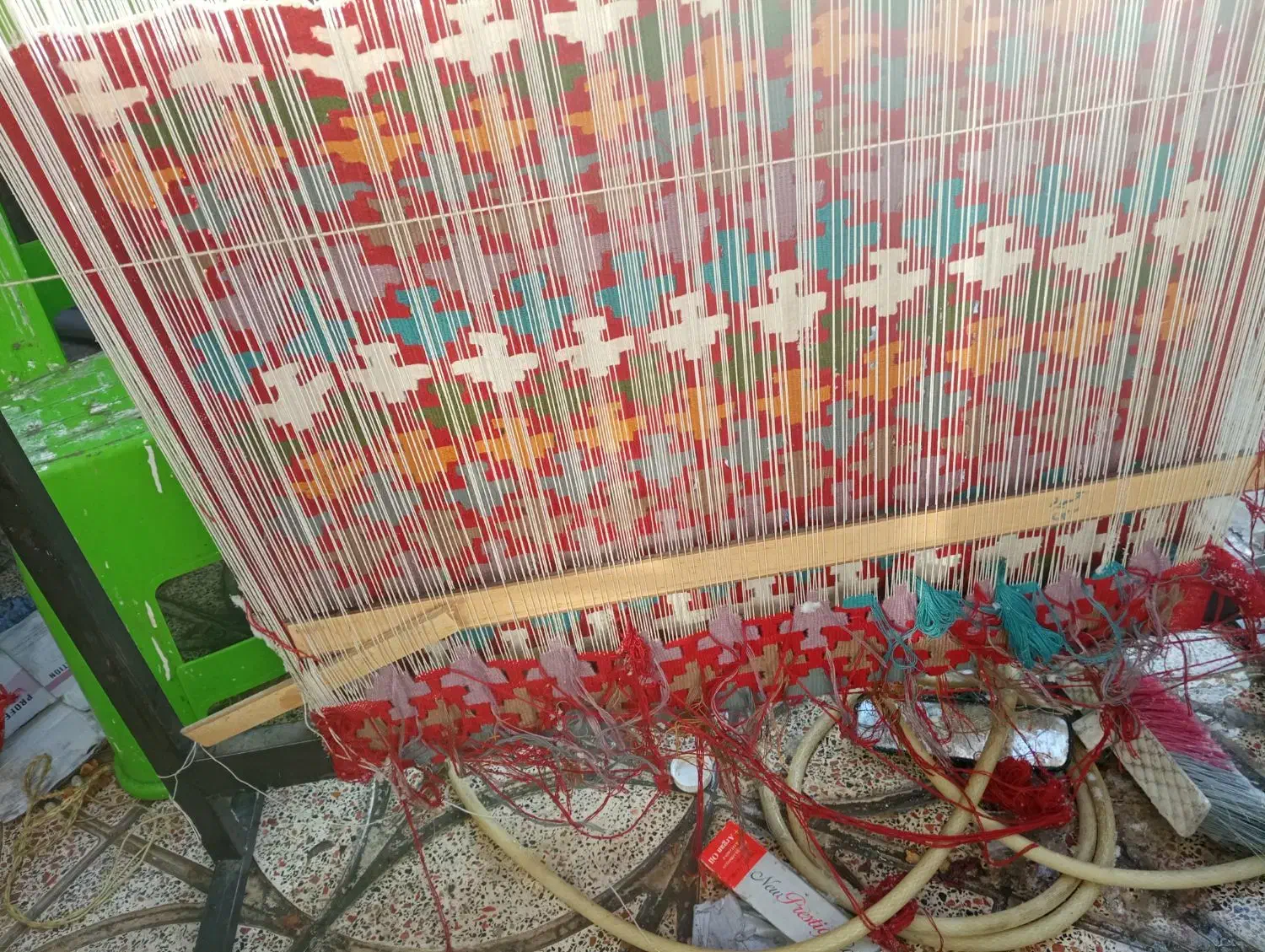 گلیم بافتنی با دست|گلیم، جاجیم، گبه|هشتگرد, ایقربلاغ|دیوار