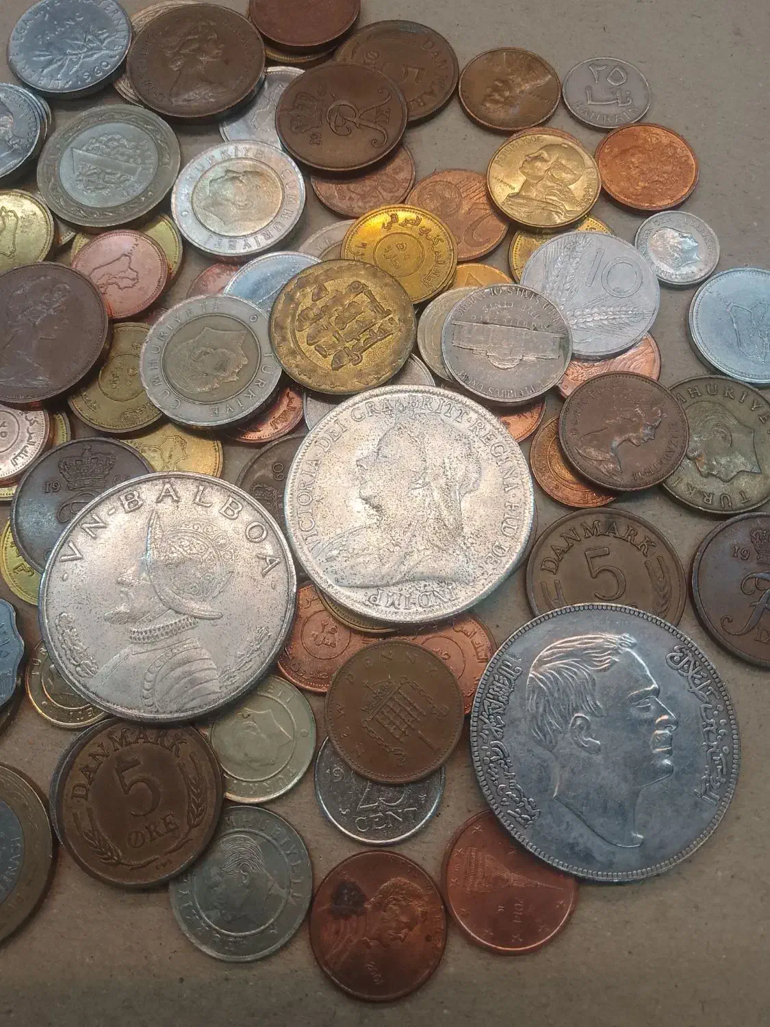 105عدد سکه و قدیمی  کلکسیونی|کلکسیون سکه، تمبر، اسکناس|تهران, منیریه|دیوار