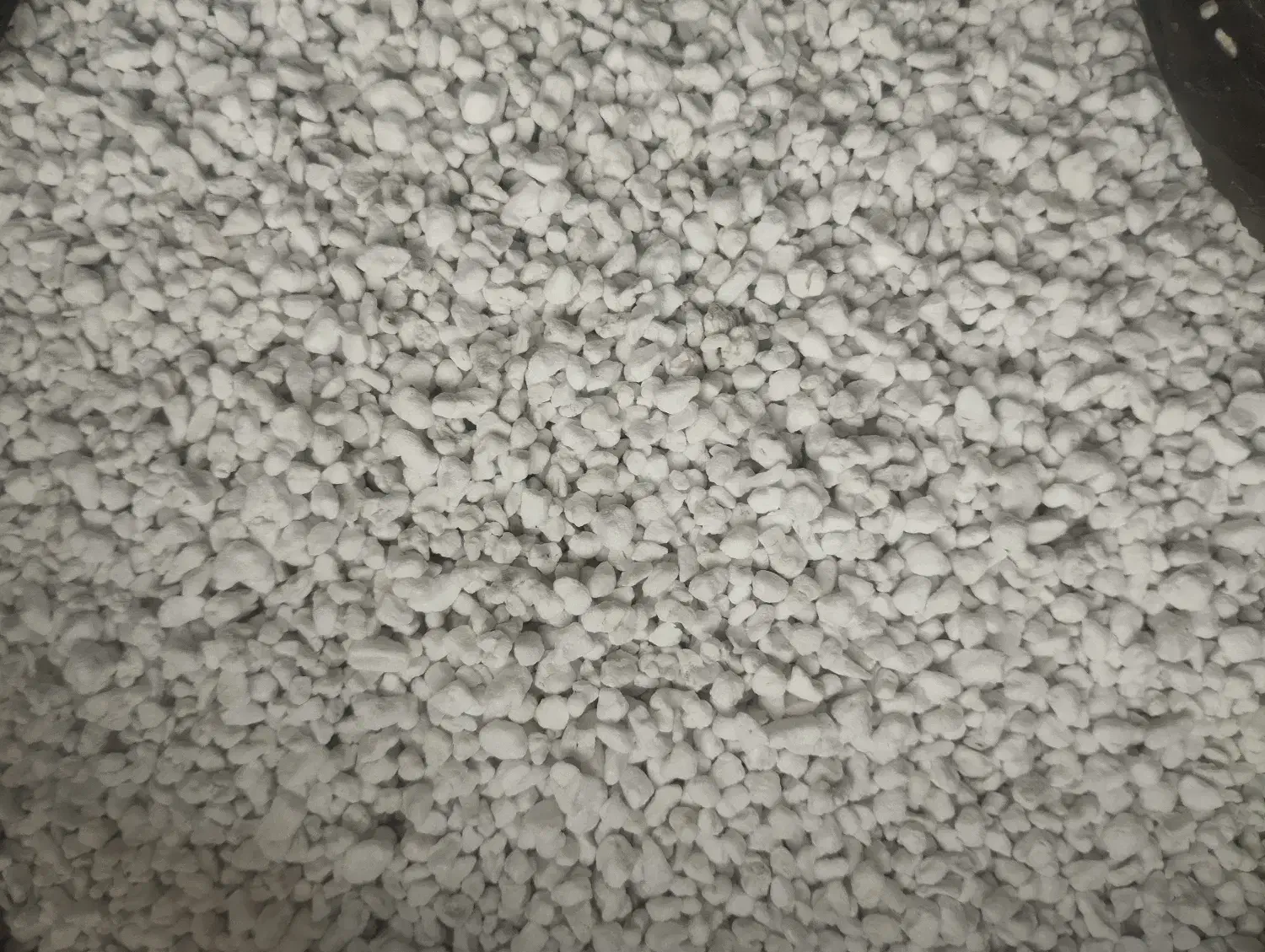 پرلیت بستر کشت|گل و گیاه طبیعی|خمینی‌شهر, |دیوار