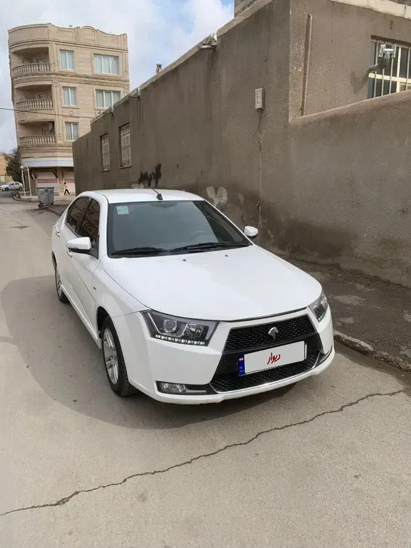 دنا پلاس|خودرو سواری و وانت|هشتگرد, هشتگرد قدیم|دیوار