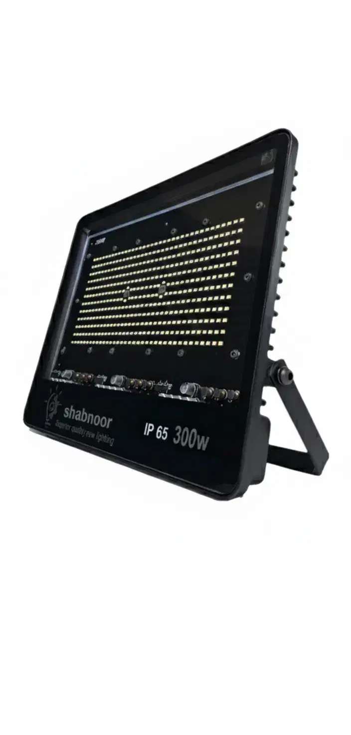 پرژکتور از ۵۰ تا ۳۰۰ وات|لامپ و چراغ|سمیرم, |دیوار