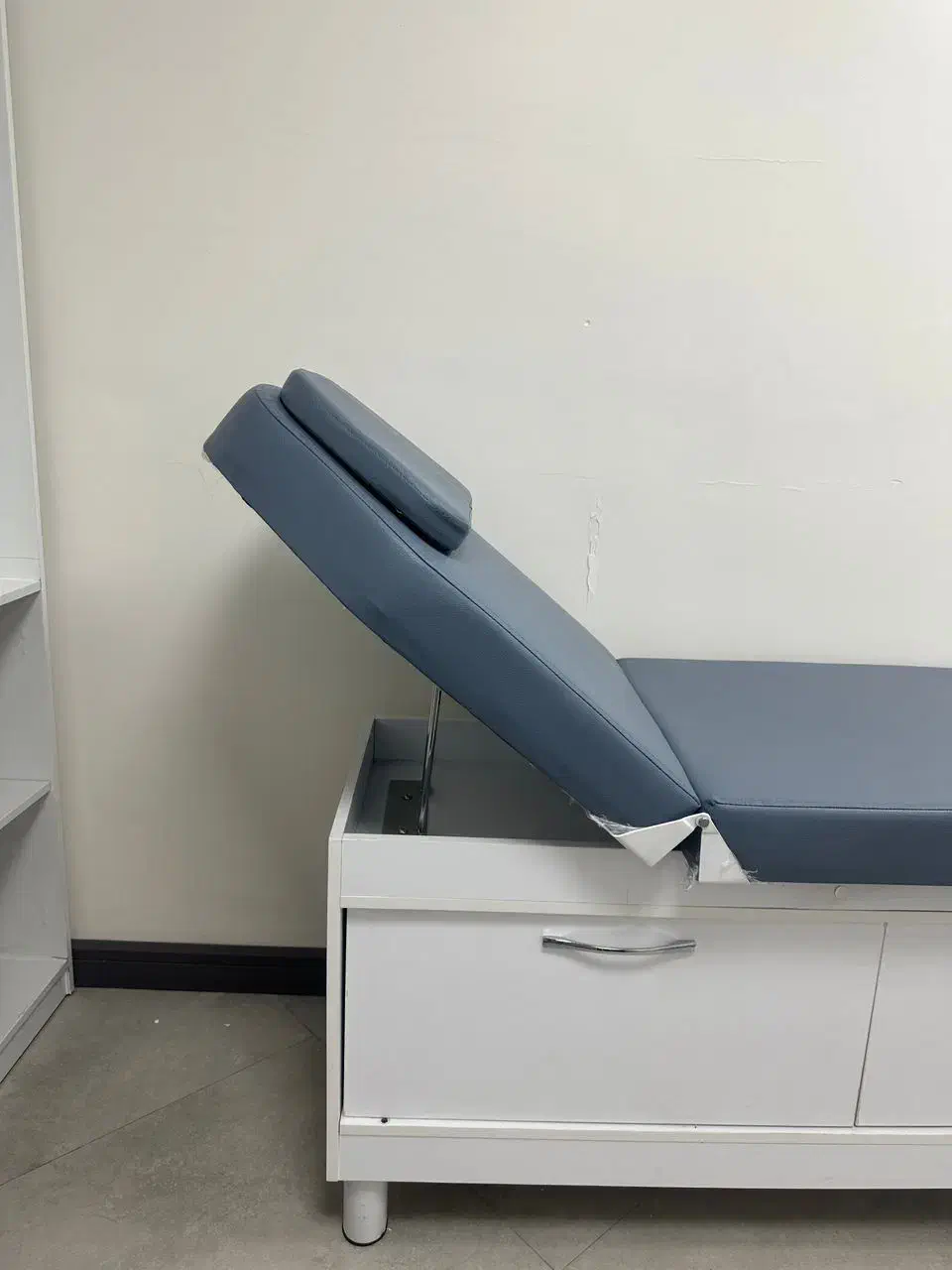 تخت دو حالته برند penti|آرایشگاه و سالنهای زیبایی|تهران, آرژانتین|دیوار