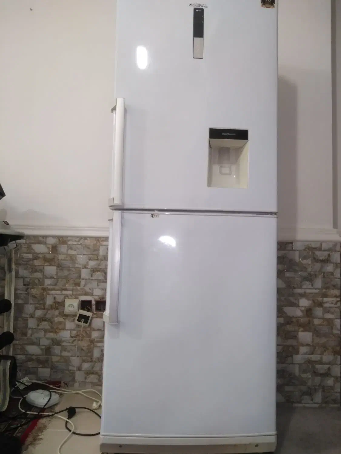 یخچال و فریزر کاملا سالم|یخچال و فریزر|بندر گناوه, |دیوار