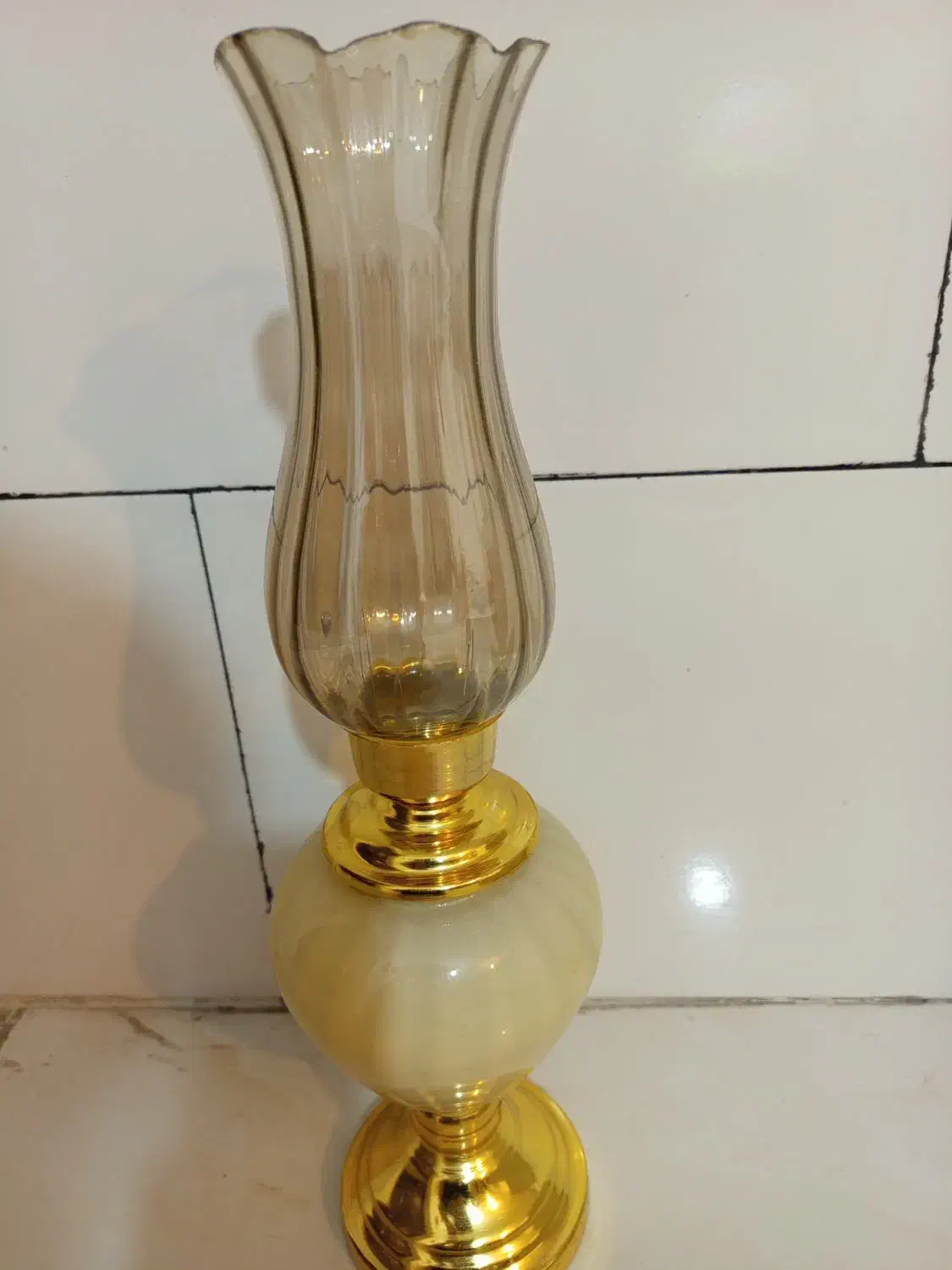 شمعدان|کلکسیون اشیاء عتیقه|نهاوند, |دیوار