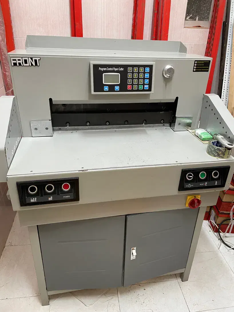 برش برقی تمام اتوماتیک دهنه ۶۵ سانت|ماشین‌آلات صنعتی|تهران, فلسطین (میدان انقلاب)|دیوار