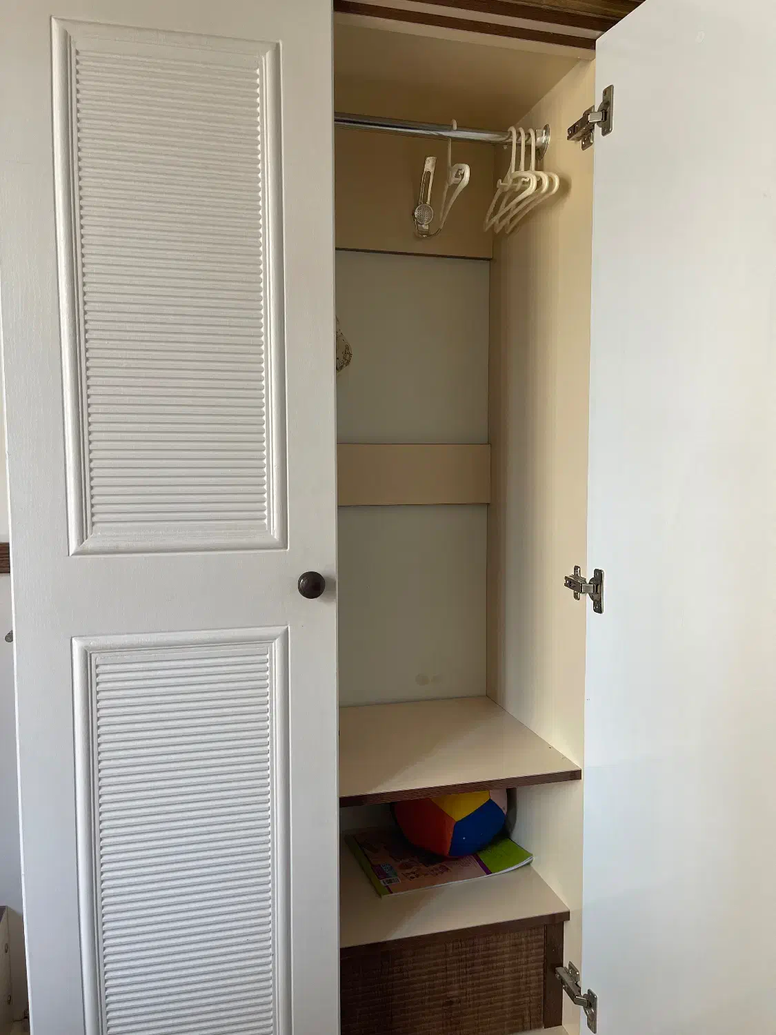 کمد،ویترین و درآور کودک|جاکفشی، کمد، دراور|همدان, |دیوار