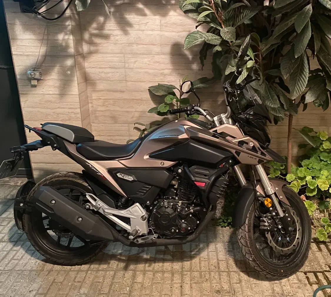 موتور لیفان ادونچر مسافرتی kpt200 واقعا صفر|موتورسیکلت|رشت, فرزانه|دیوار