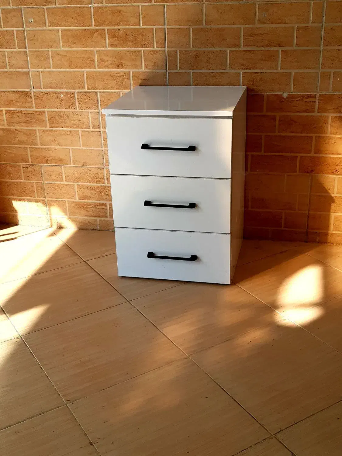 دراور ۳‌کشو|جاکفشی، کمد، دراور|لنگرود, |دیوار