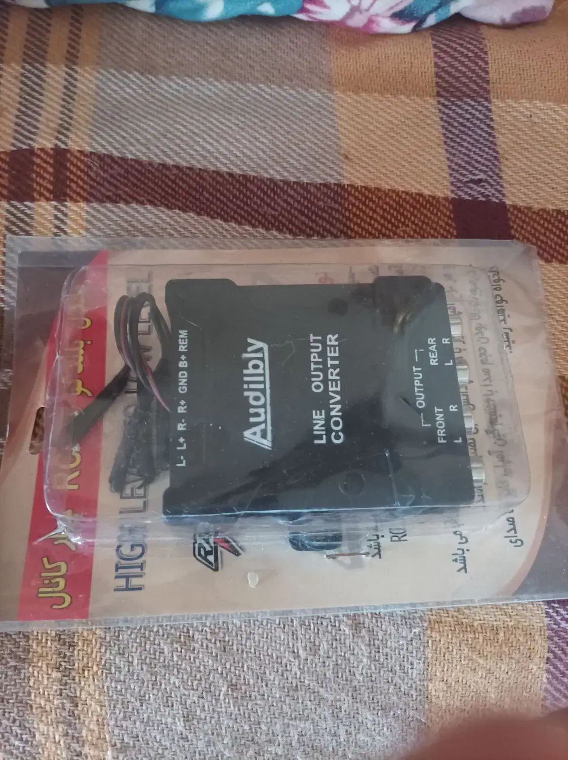 کابل آمپیلی طاقچه قاب مانیتور تیبا کوییک|قطعات یدکی و لوازم جانبی|شیراز, اصلاحنژاد|دیوار