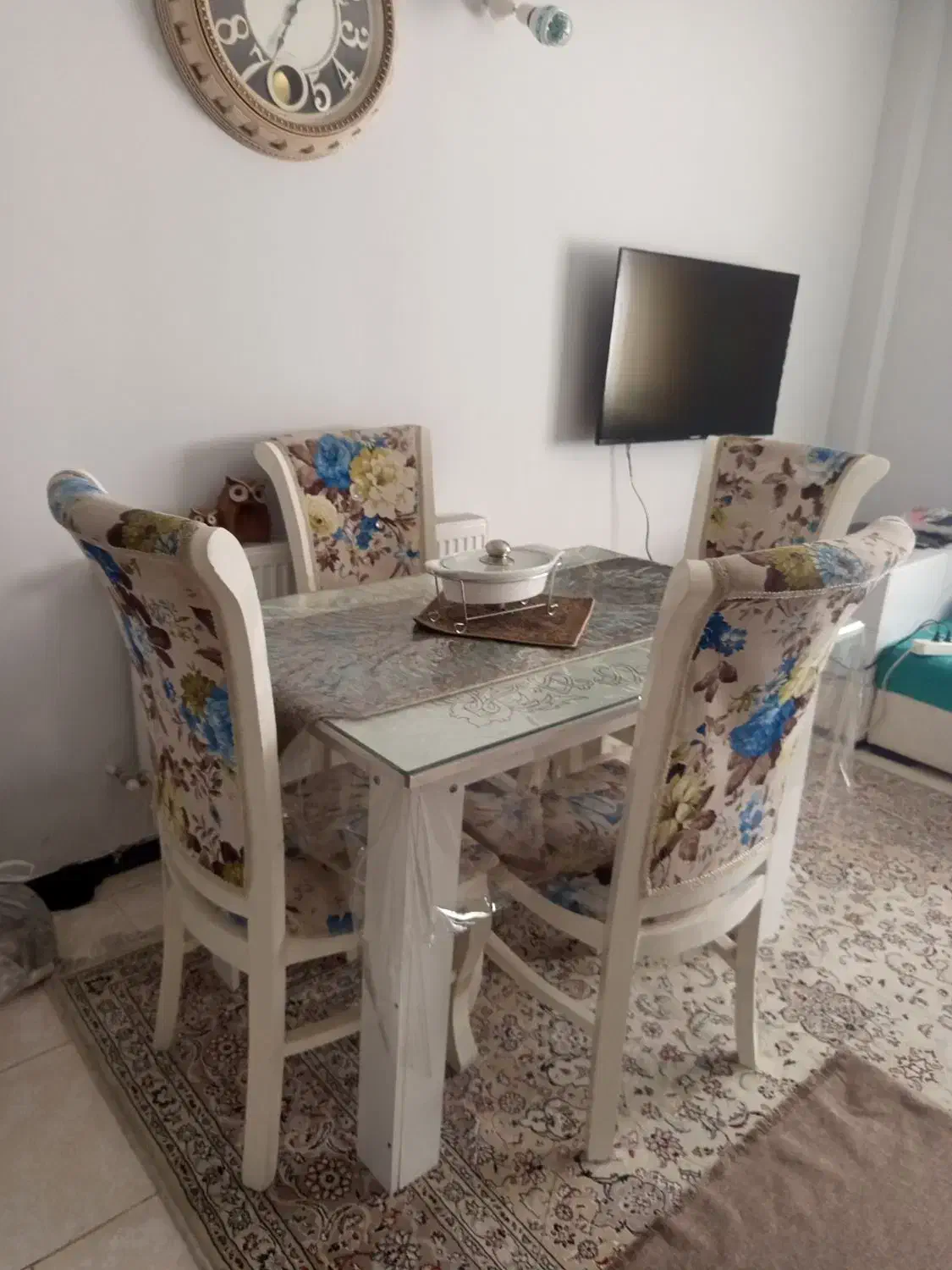 مبل ال و میز ناهارخوری|مبلمان خانگی و میز عسلی|پرند, فاز ۶|دیوار