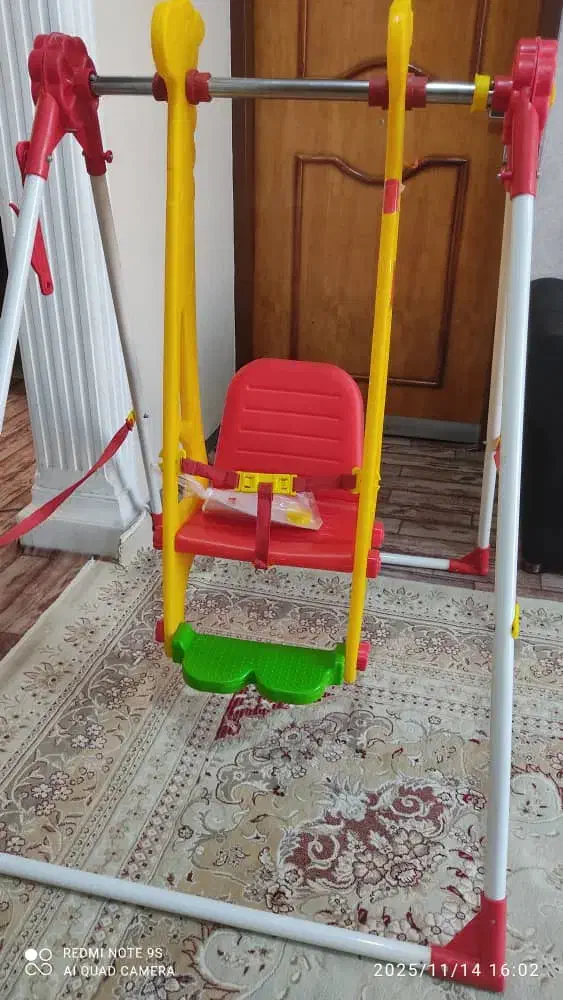 تاب بچه گانه|اسباب‌بازی بچه|لامرد, |دیوار