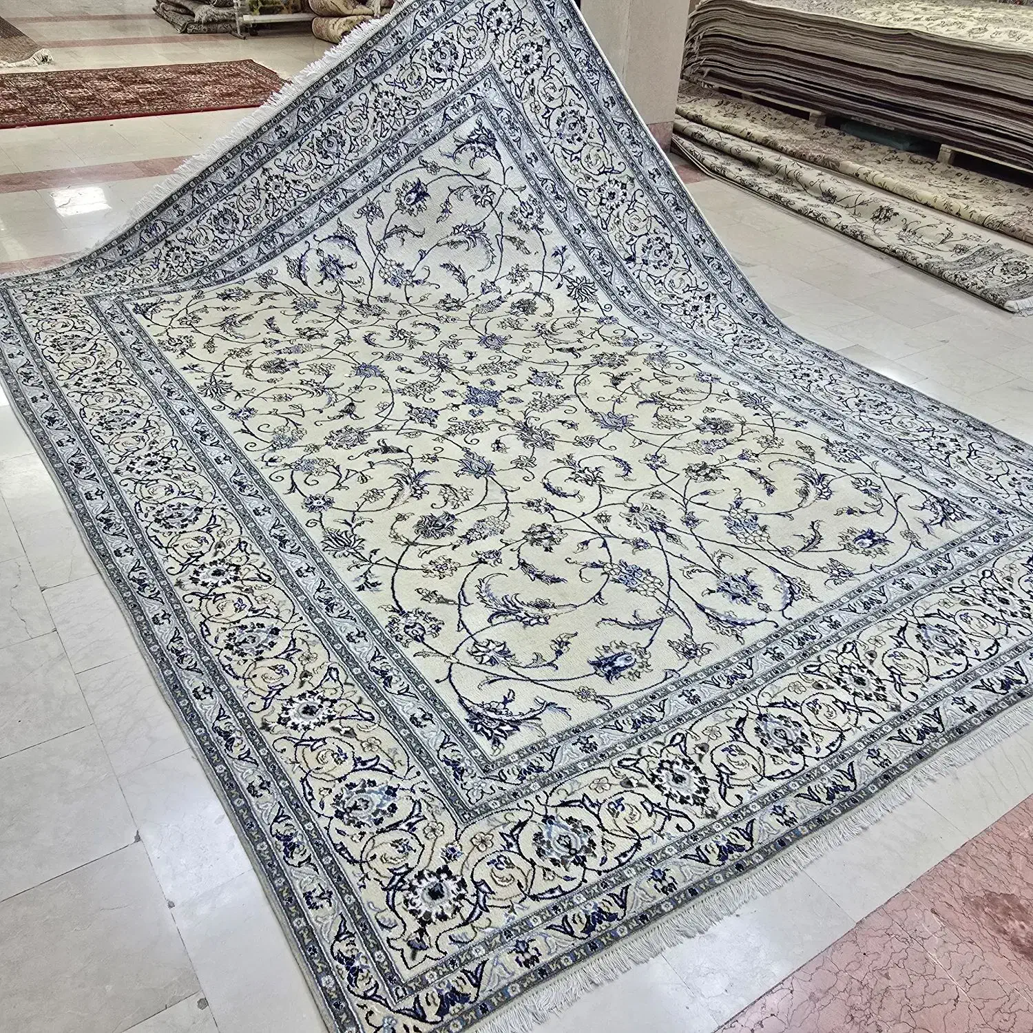دوعدد فرش ۹ متری نایین/پشم و ابریشم /دستباف افشان|فرش|تهران, ونک|دیوار