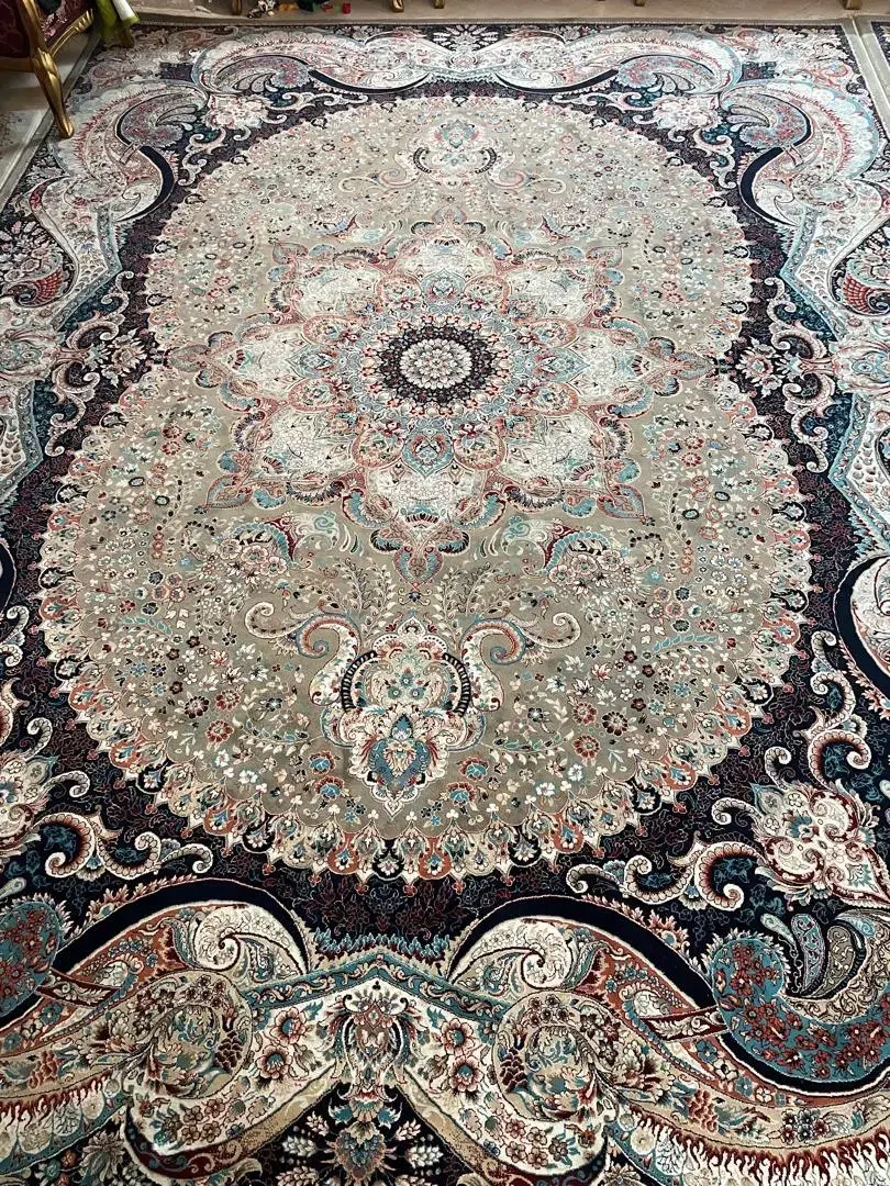 دوتخته فرش کاشان ۱۲متری۷۰۰شانه گردویی|فرش|مشهد, چهارچشمه|دیوار