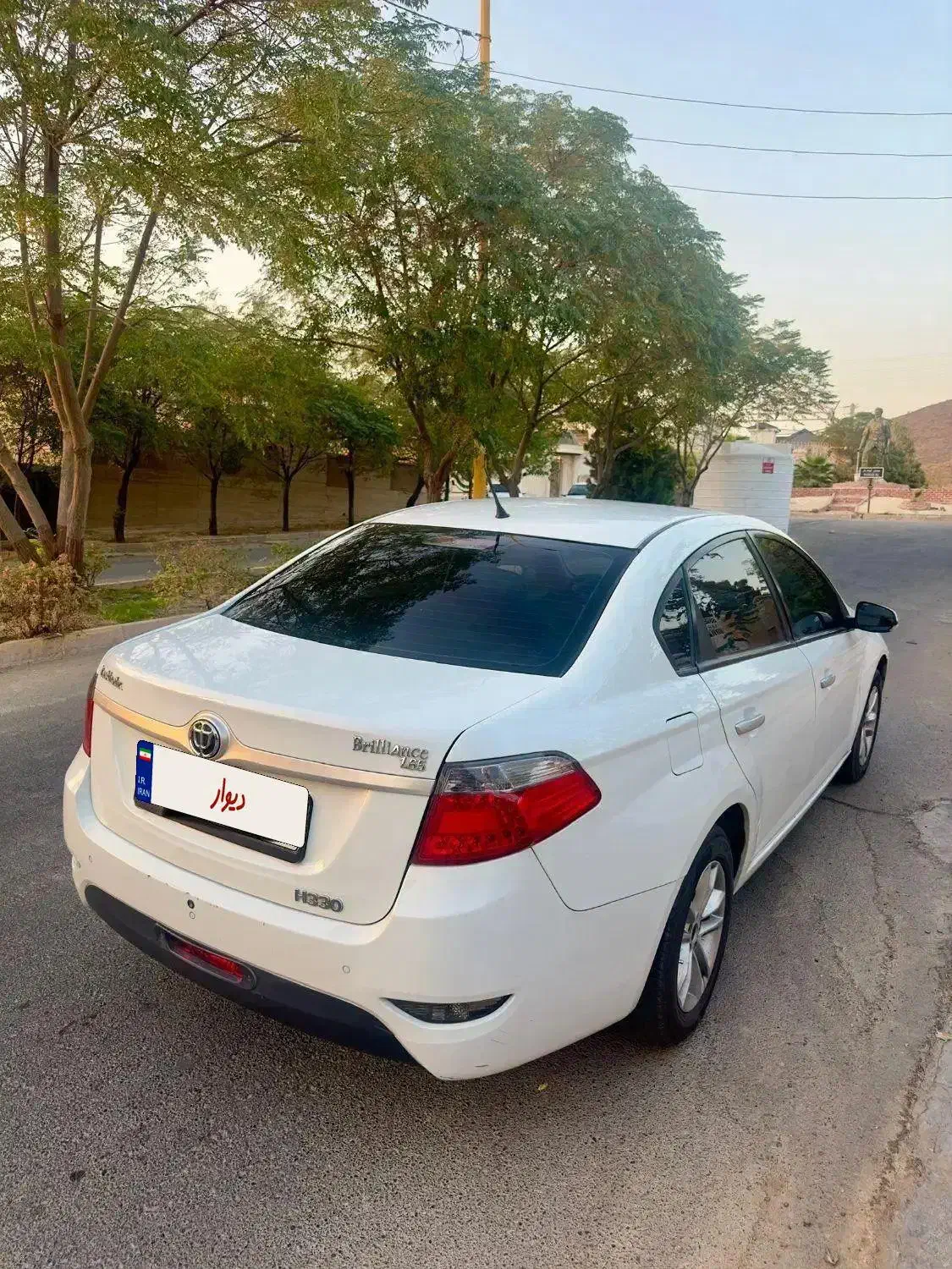 برلیانس h330 مدل ۹۷ دنده اتوماتیک موتور ۱۶۵۰|خودرو سواری و وانت|تهران, جنت‌آباد شمالی|دیوار