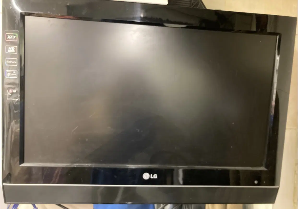 LCD ال جی ک|تلویزیون و پروژکتور|قزوین, |دیوار