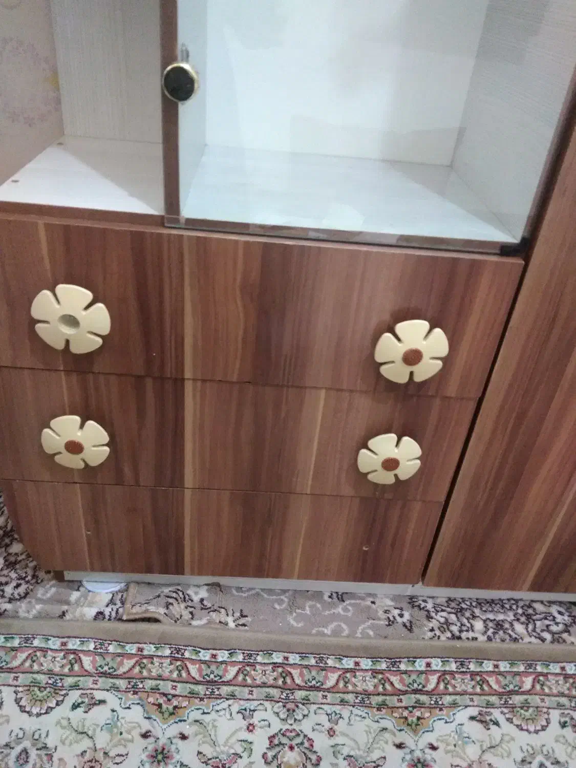 کمد لباس نوجوانی رنگ اسپرت مناسب دختروپسرا|اسباب و اثاث بچه|مشهد, نیزه|دیوار