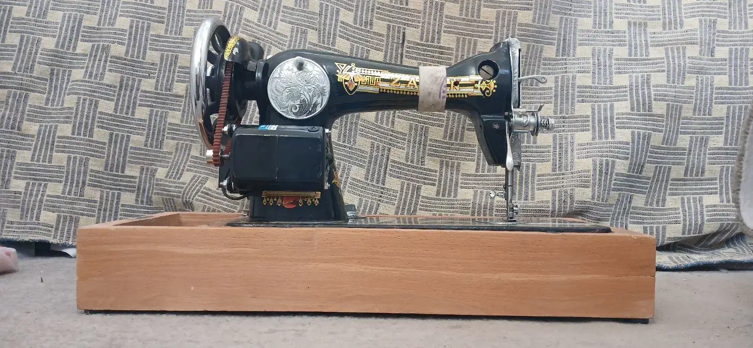 چرخ خیاطی قدیمی برقی|چرخ خیاطی و ریسندگی|اصفهان, فرح آباد|دیوار