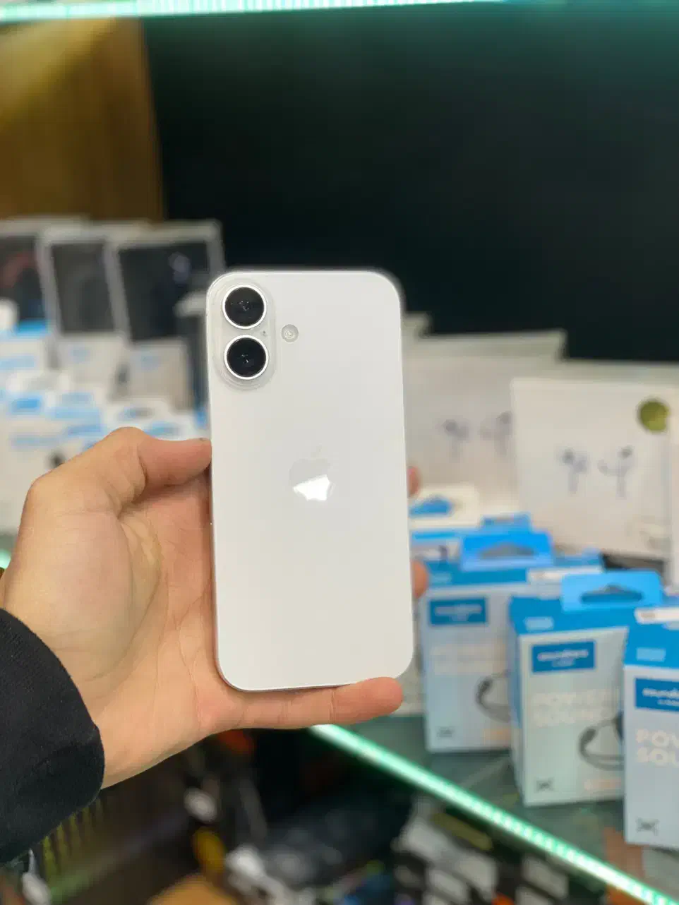 iPhone 16|موبایل|محمدشهر, محمدشهر|دیوار