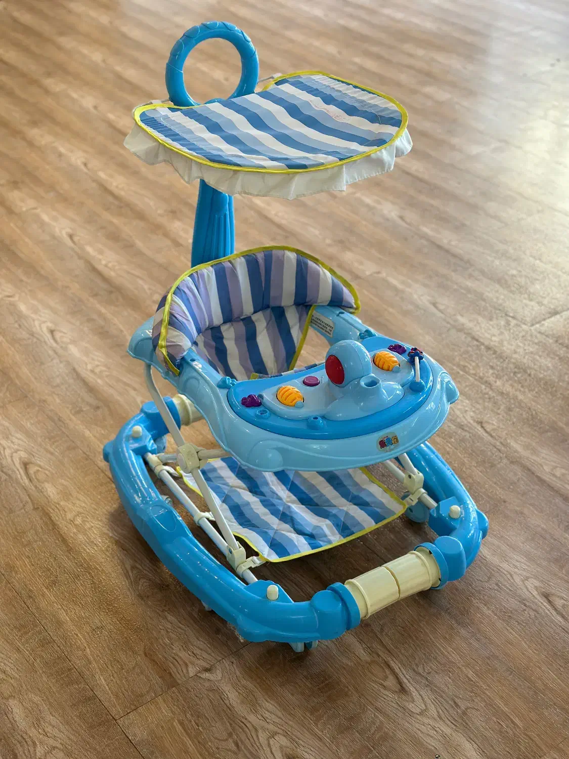 روروک|اسباب و اثاث بچه|آشخانه, |دیوار