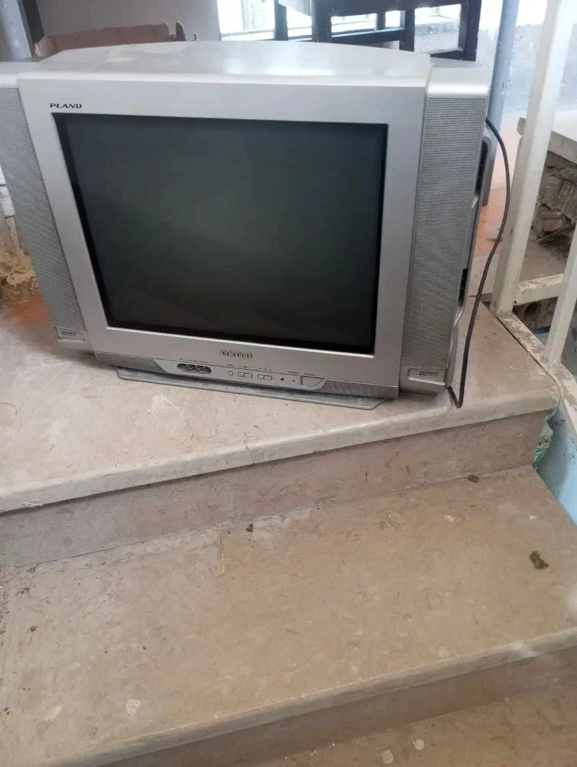 یک عدد تلویزیون 32اینج سامسونگ|تلویزیون و پروژکتور|مرودشت, فاز اول شهرک فرهنگیان|دیوار