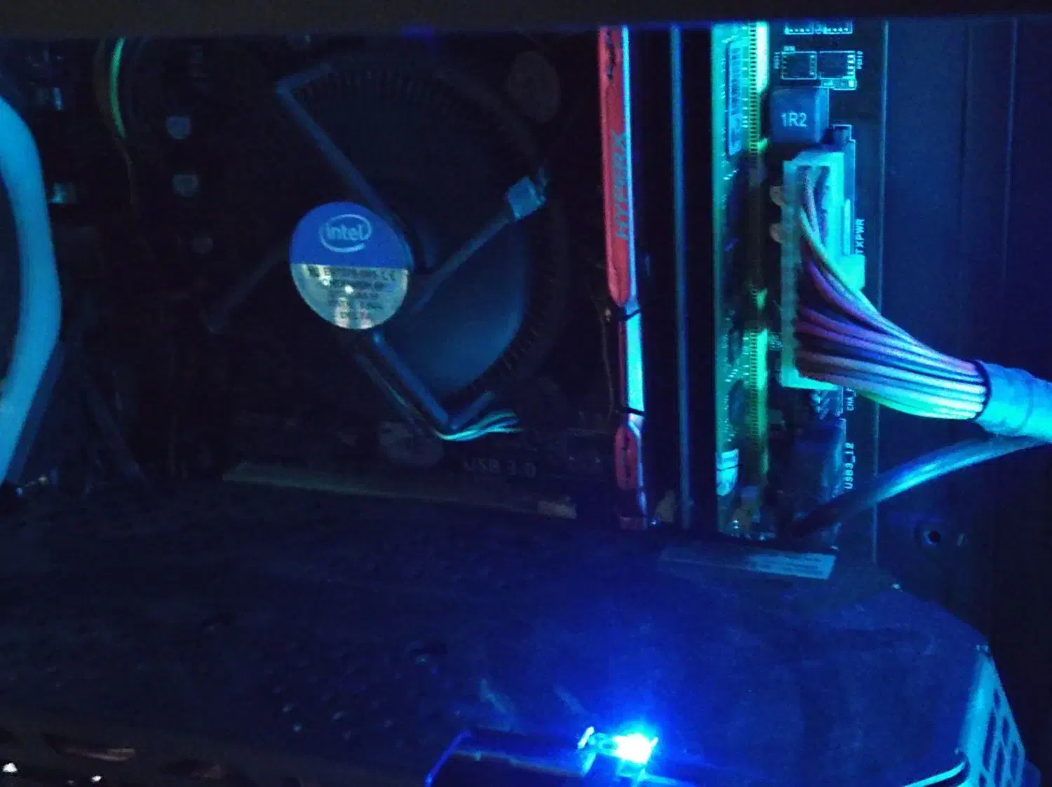 کیس گیمینگ|رایانه رومیزی|رشت, سعدی (تختی)|دیوار