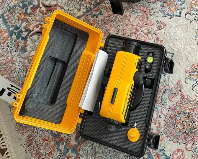 دوربین نقشه برداری نیوو CST berger|مصالح و تجهیزات ساختمان|کرج, عظیمیه|دیوار