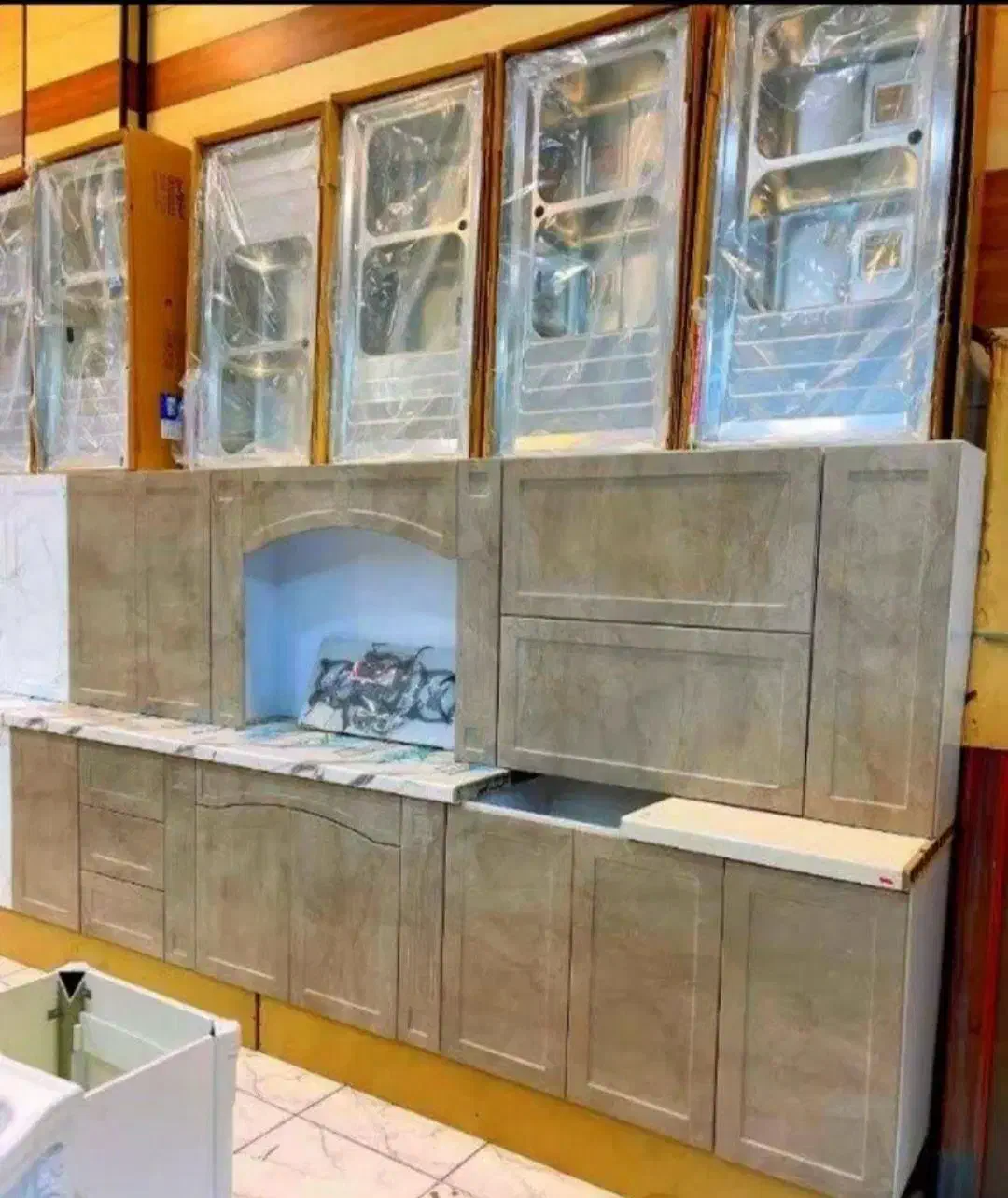 کابینت به صورت چیدمان و ۳متری کد91827363|مصالح و تجهیزات ساختمان|خشکبیجار, |دیوار