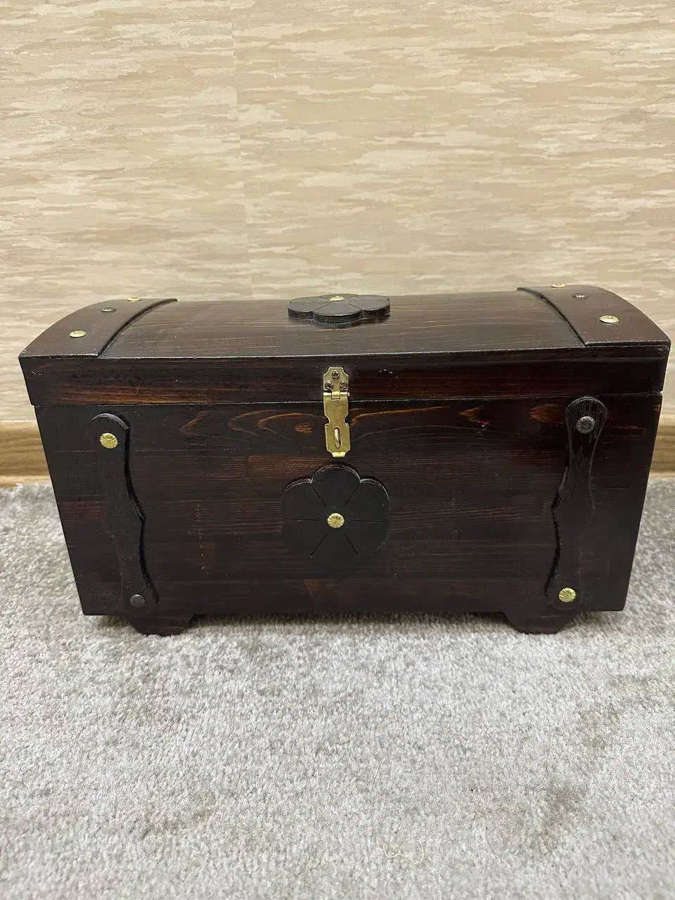 صندوقچه وباکس یلدایی|صنایع دستی و سایر لوازم تزئینی|قم, قلعه یزدیها|دیوار