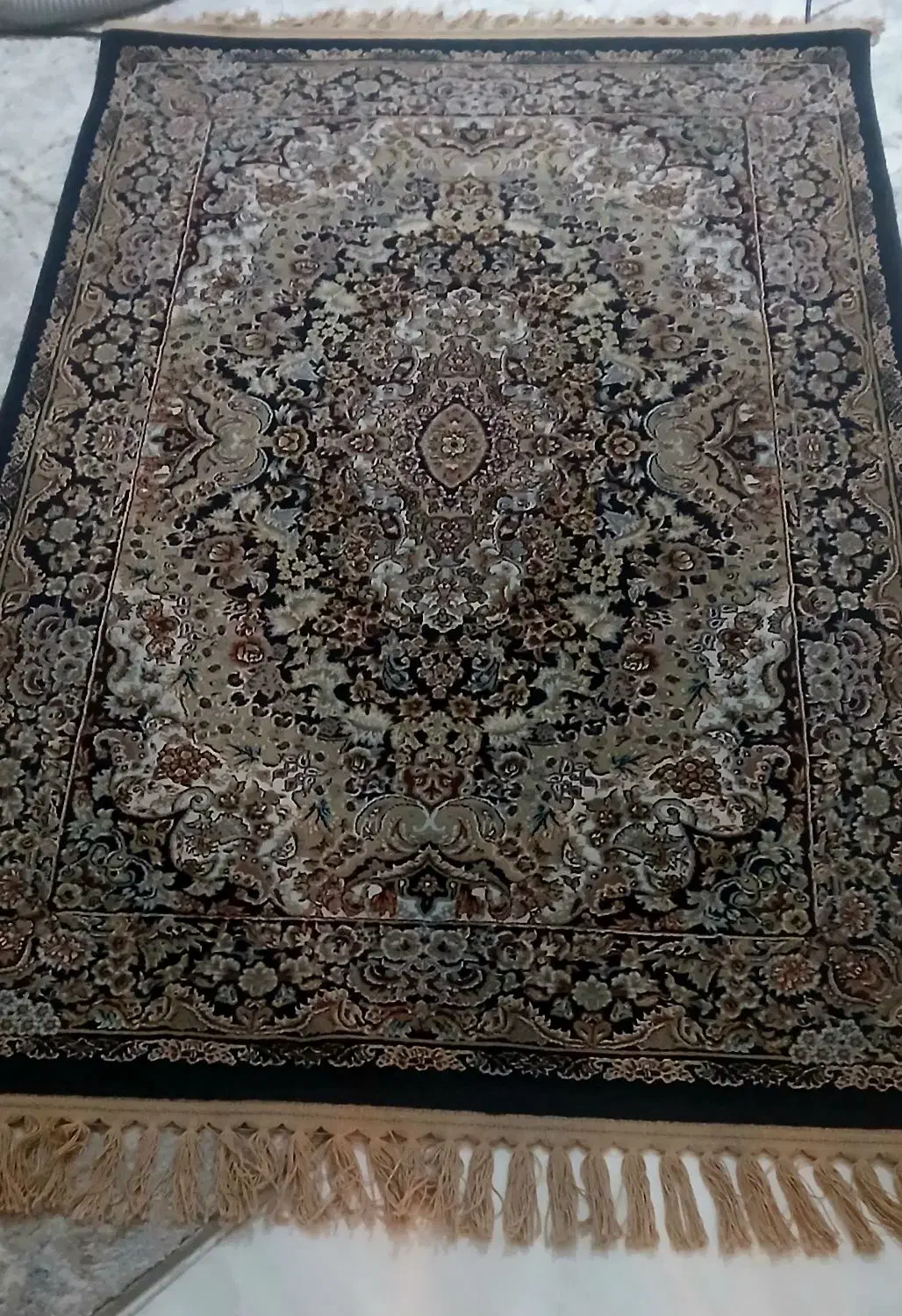 فرش ذرع و نیم|فرش|ملایر, |دیوار