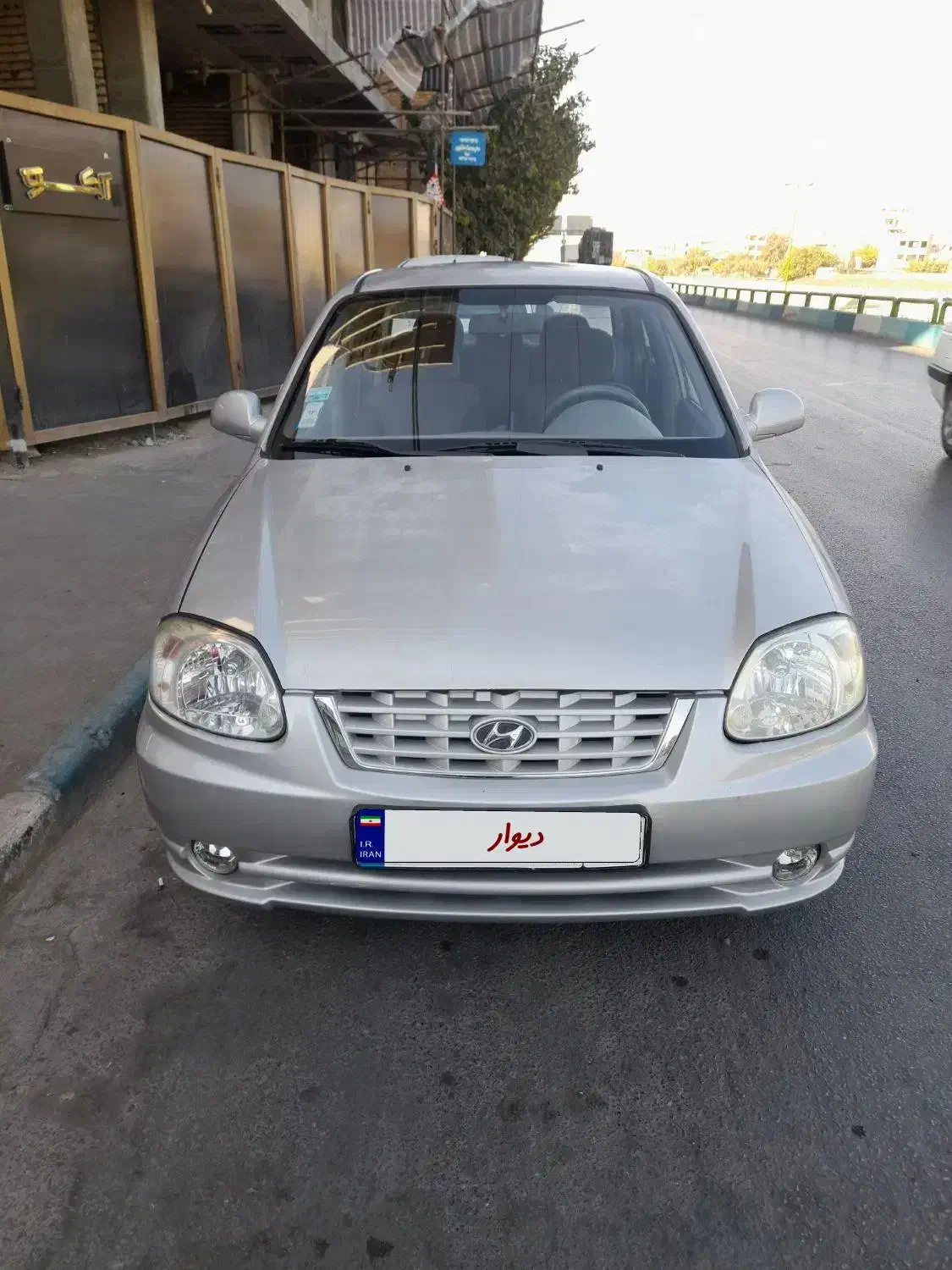 ورنا مدل۸۳|خودرو سواری و وانت|اصفهان, آفاران|دیوار