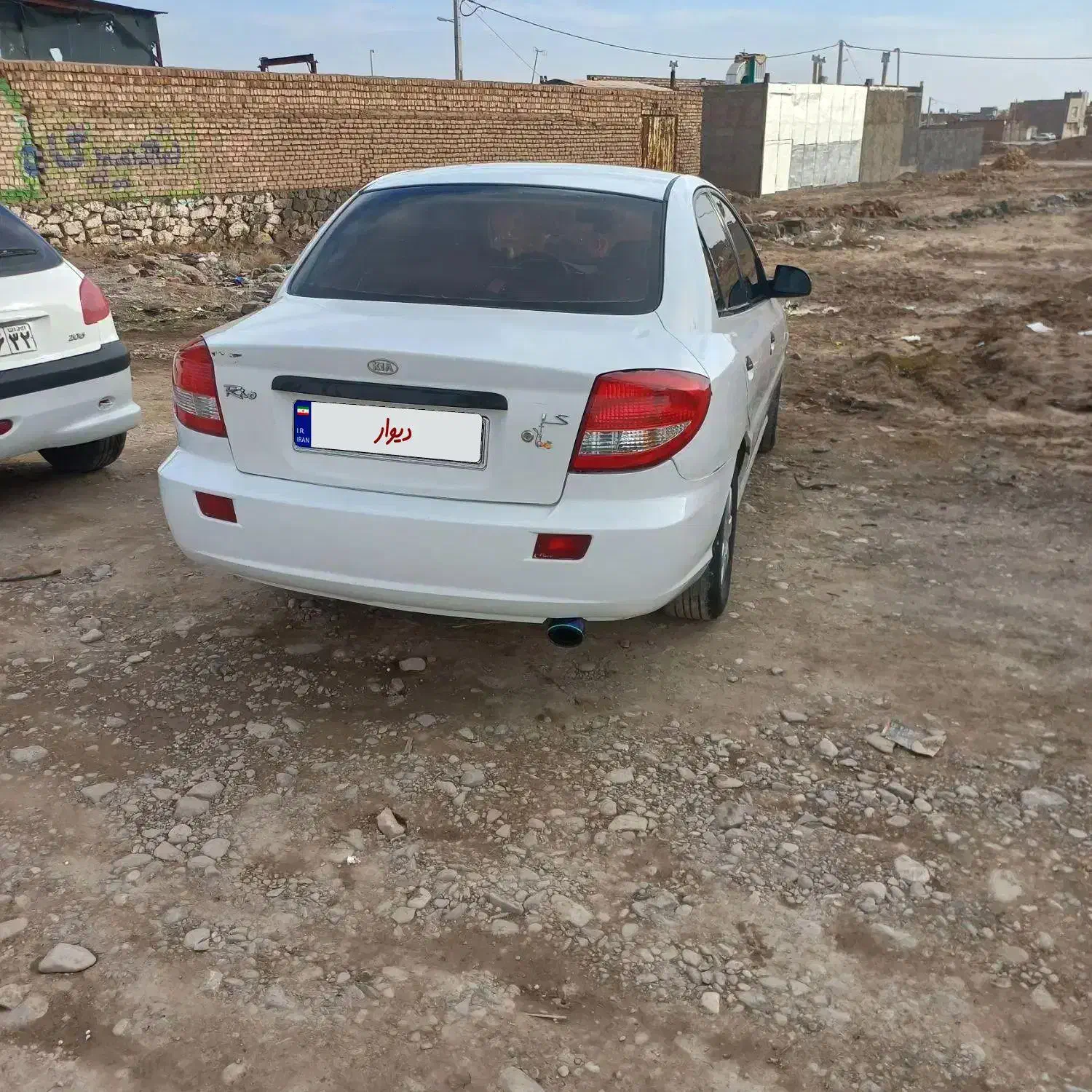 ریو۸۵|خودرو سواری و وانت|نیشابور, هفده شهریور|دیوار