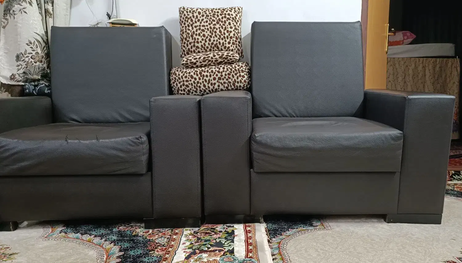 مبل چرم|مبلمان خانگی و میز عسلی|ملکآباد, |دیوار