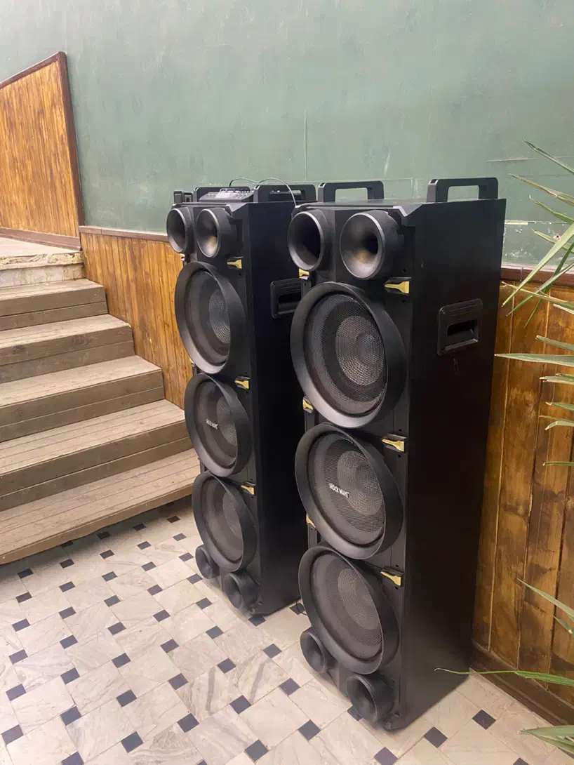 اسپیکر غول|سیستم صوتی خانگی|قم, چهل درخت‎|دیوار