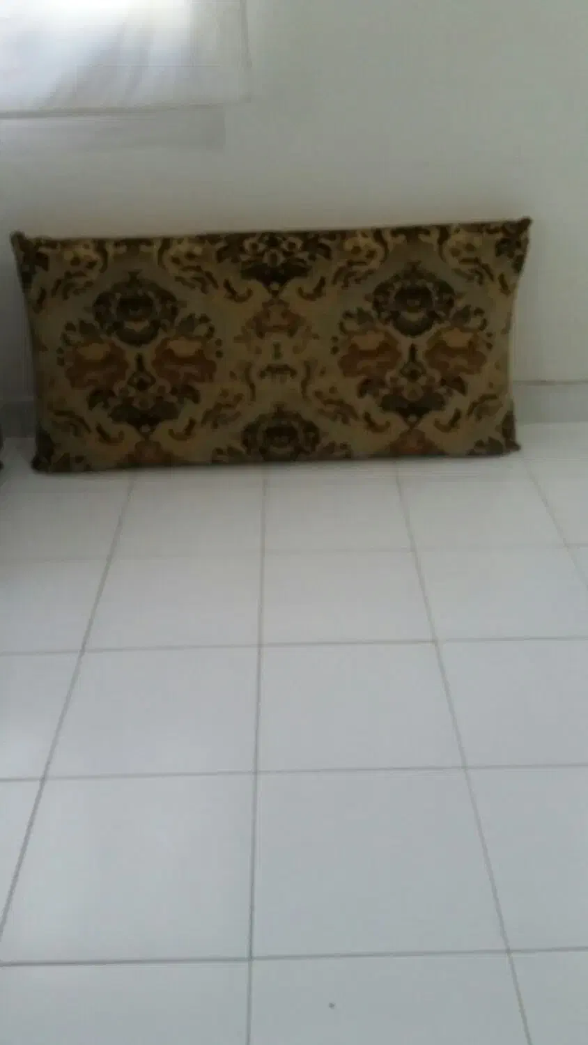 پشتی|پشتی|رشت, دیلمان|دیوار