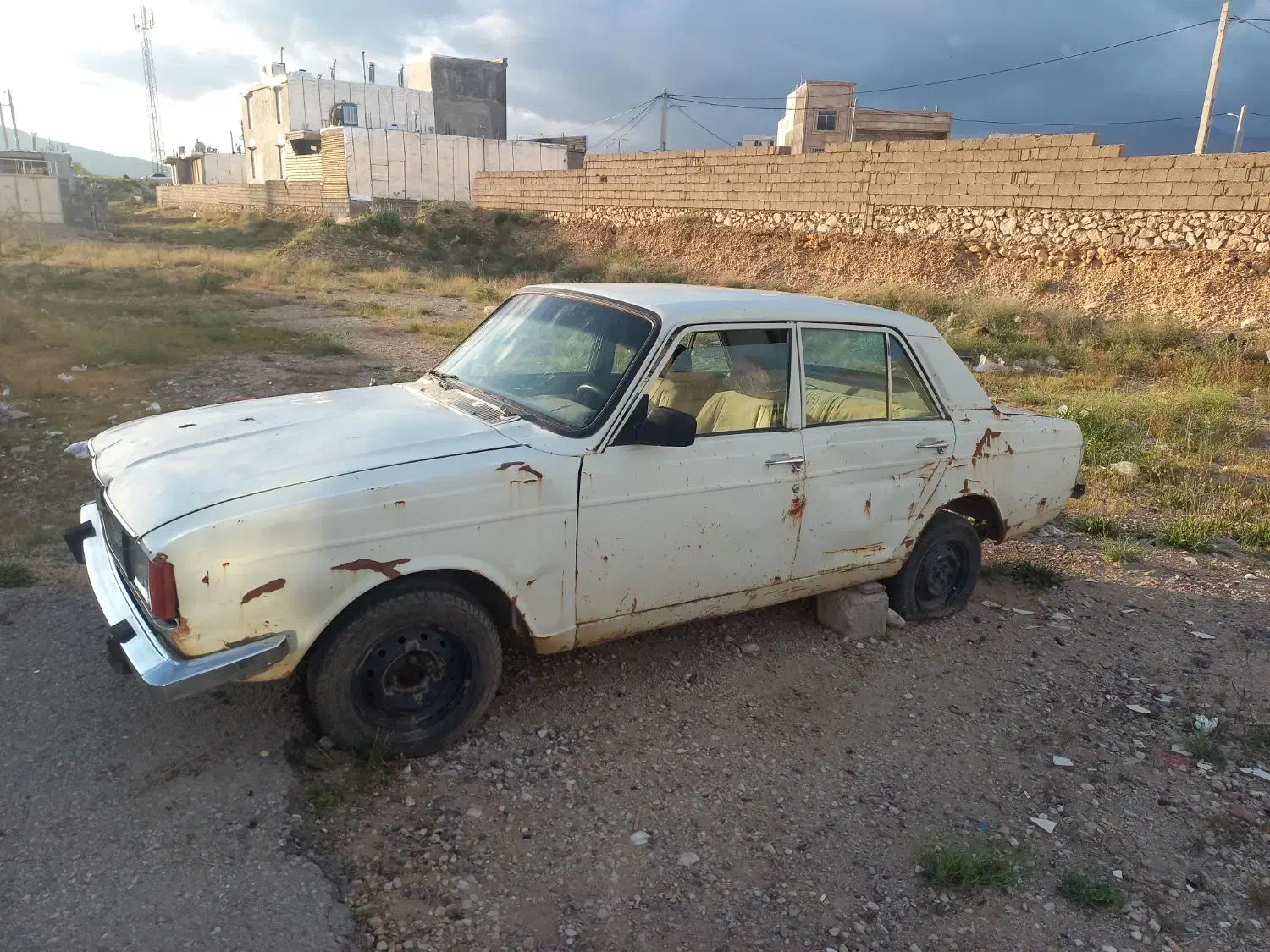 پیکان مدل۸۳|خودرو کلاسیک|یاسوج, |دیوار