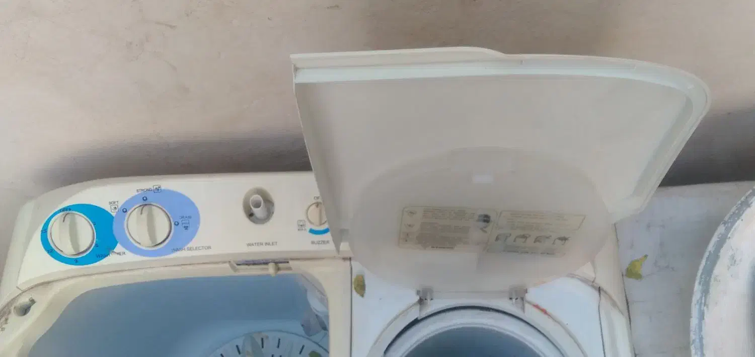 ماشین لباس شویی|ماشین لباسشویی و خشک‌کن لباس|اهواز, کوی بشارت|دیوار