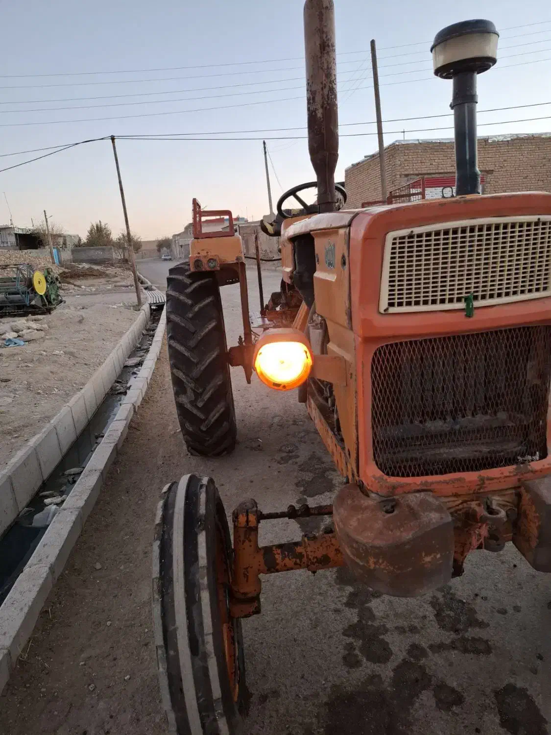 رومانی عروسک باب استفاده کننده|خودرو سنگین|کهریزک, |دیوار