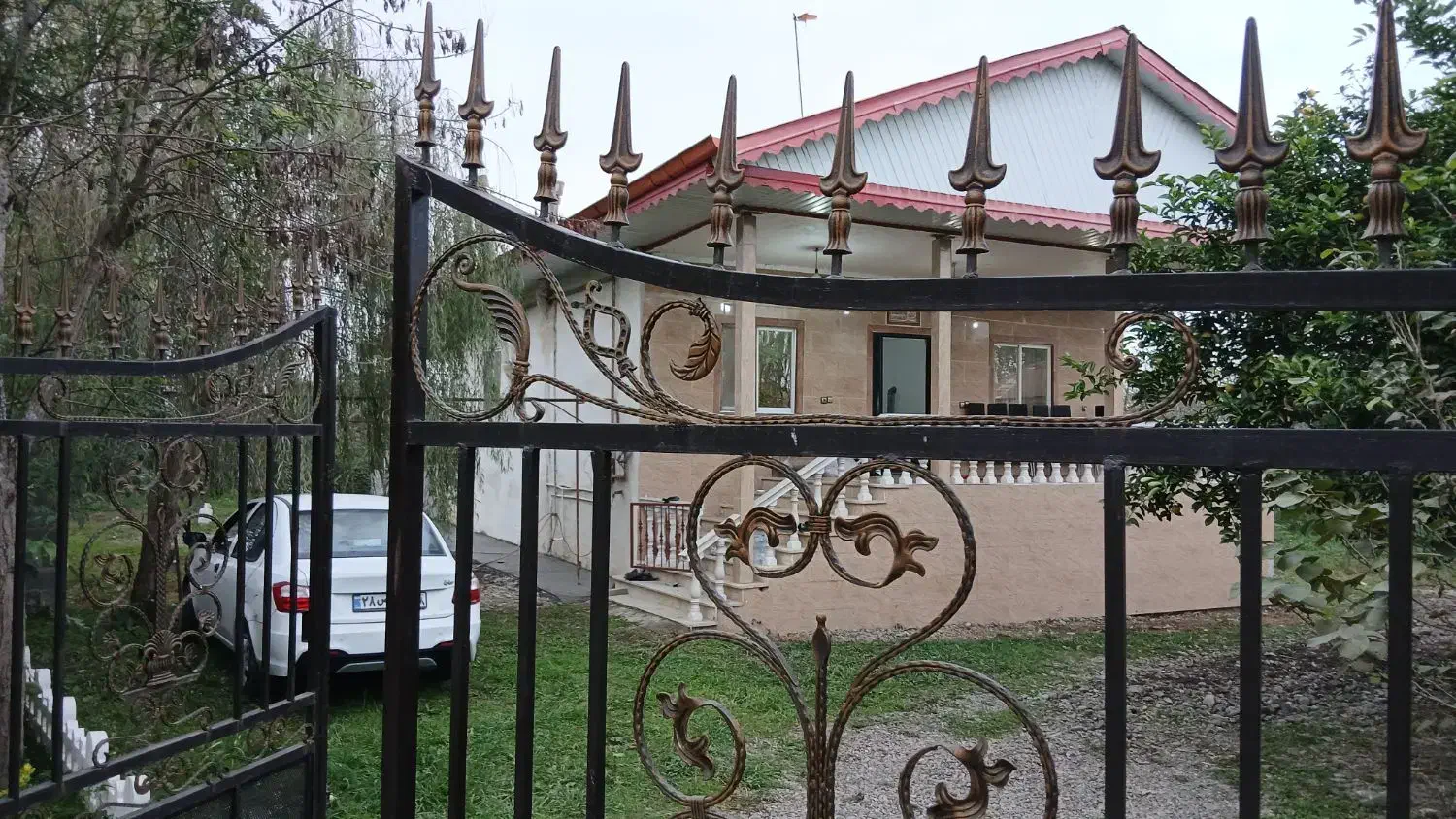 اجاره روزانه ویلاباغ میانبرماسال ماسوله گورابزرمیخ|اجارهٔ کوتاهمدت ویلا و باغ|گوراب زرمیخ, |دیوار