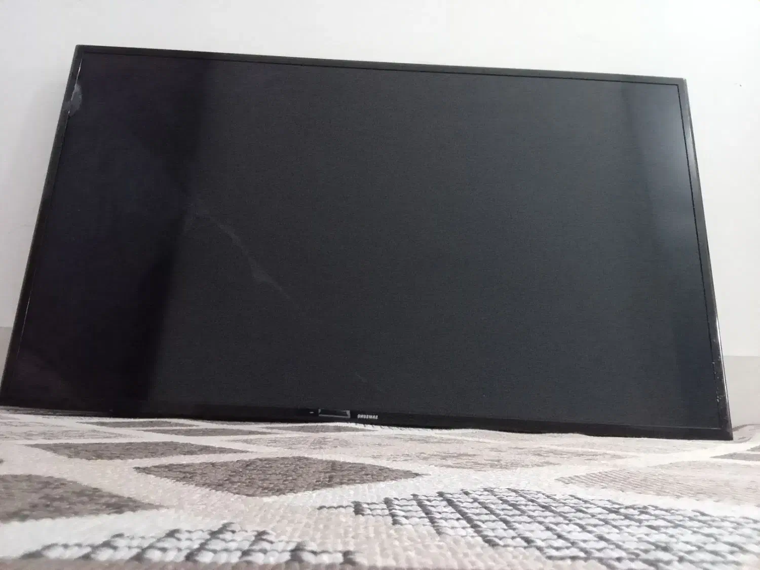 سامسونگ پنل شکسته|تلویزیون و پروژکتور|مشهد, رسالت|دیوار