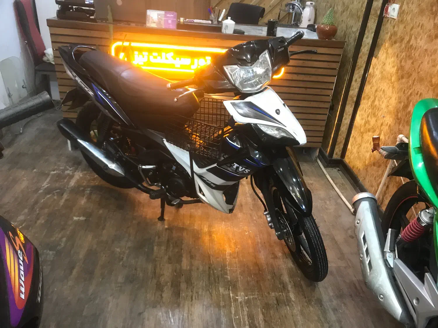 بیکلاج تی وی اس احسان پرواز کارکرده اقساط بلند مدت|موتورسیکلت|نجف‌آباد, الله اکبر|دیوار